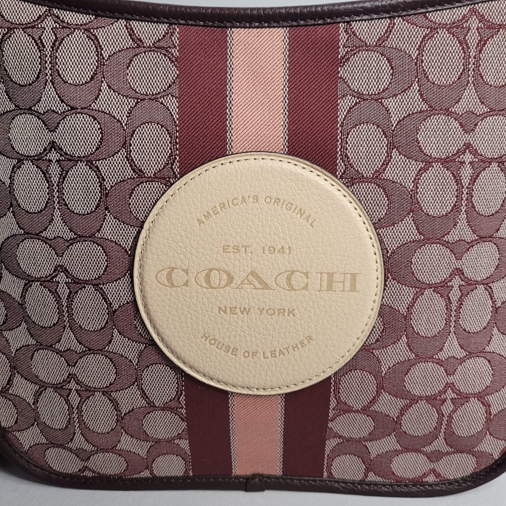 Coach - Picture 6 of 6